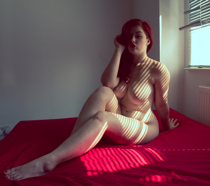 Strips of light - NSFW, Erotic, Fullness, Boobs, Naked