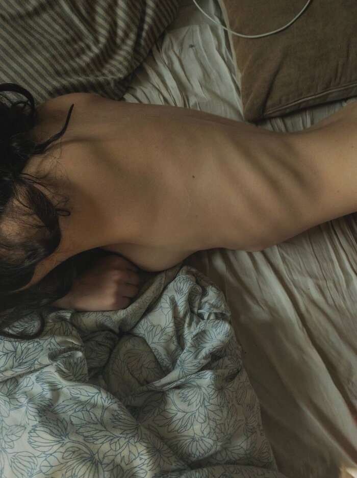 Sunday. The body rests - NSFW, My, Girls, Erotic, The photo, Aesthetics, Bed, Waist, No face, Homemade
