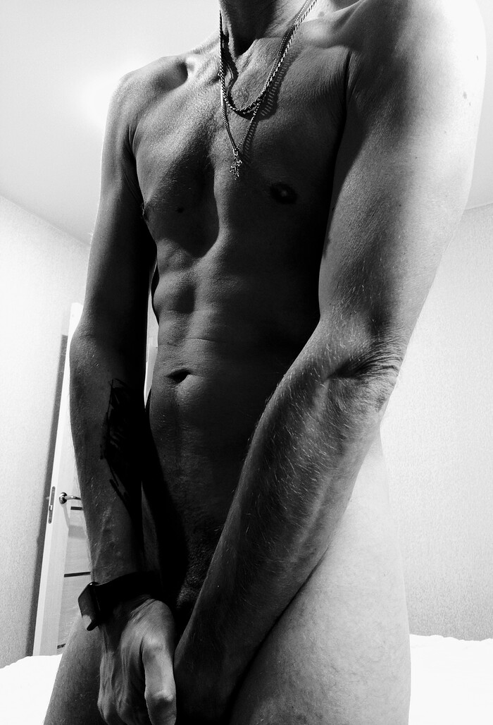 B&W game - NSFW, My, Male torso, Author's male erotica, Black and white, Longpost