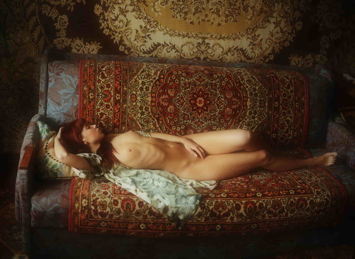 Room with carpets - 18+, Erotic, Girls, Boobs, Naked, Long hair, Photographer David Dubnitsky, The photo, NSFW