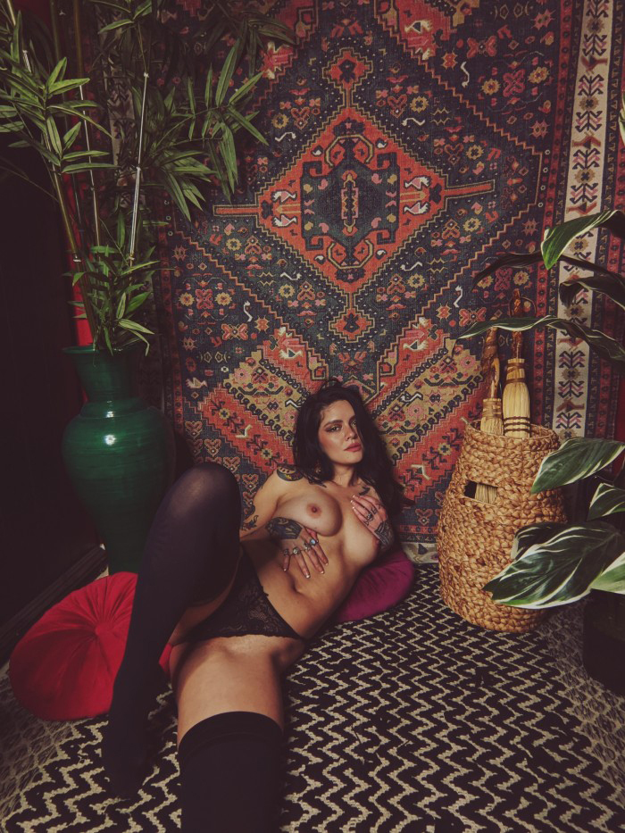 The carpet again - NSFW, My, Girls, Girl with tattoo, Erotic, Witches, Carpet, Underwear, Stockings